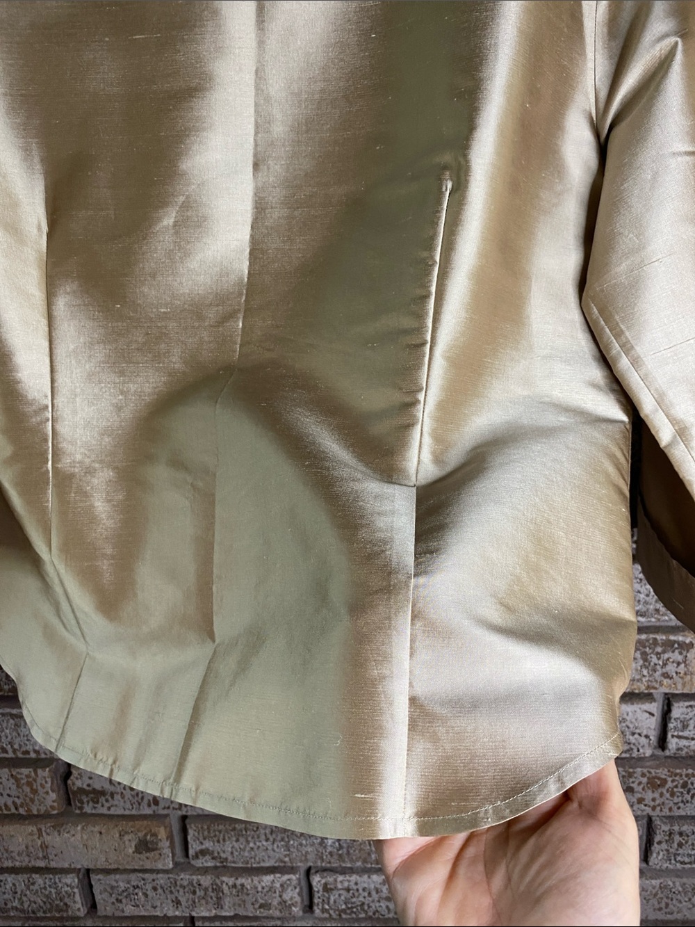 NWT Allison Taylor Shimmery Sand Tone Shantung Silk Covered Button-Front Blouse - Picture 10 of 10